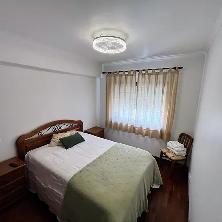 T3 - Rua Hortas شقة *