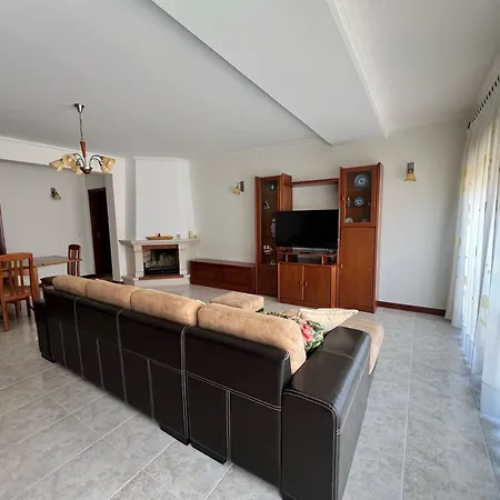 T3 - Rua Hortas نازاريه